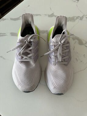 adidas UltraBoost 21 Women's Size 9 Women’s Running Shoes - Ice Purple